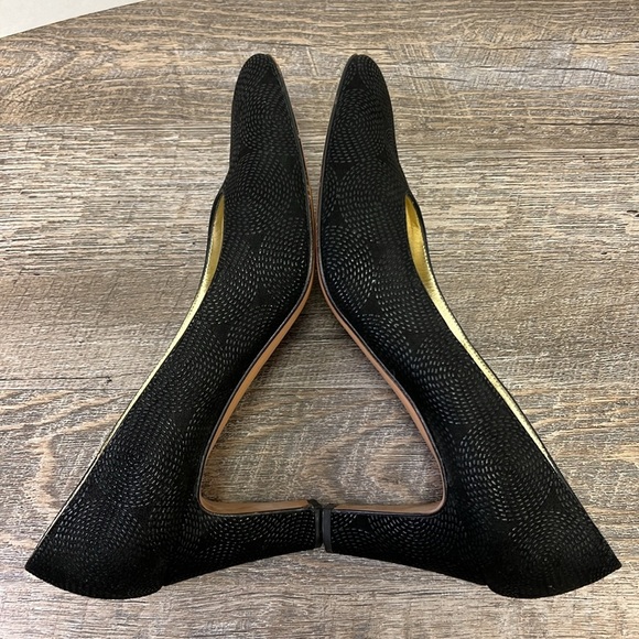 Bruno Magli Black Textured Leather Pumps – Made in Italy – Size 8.5 - Picture 9 of 14